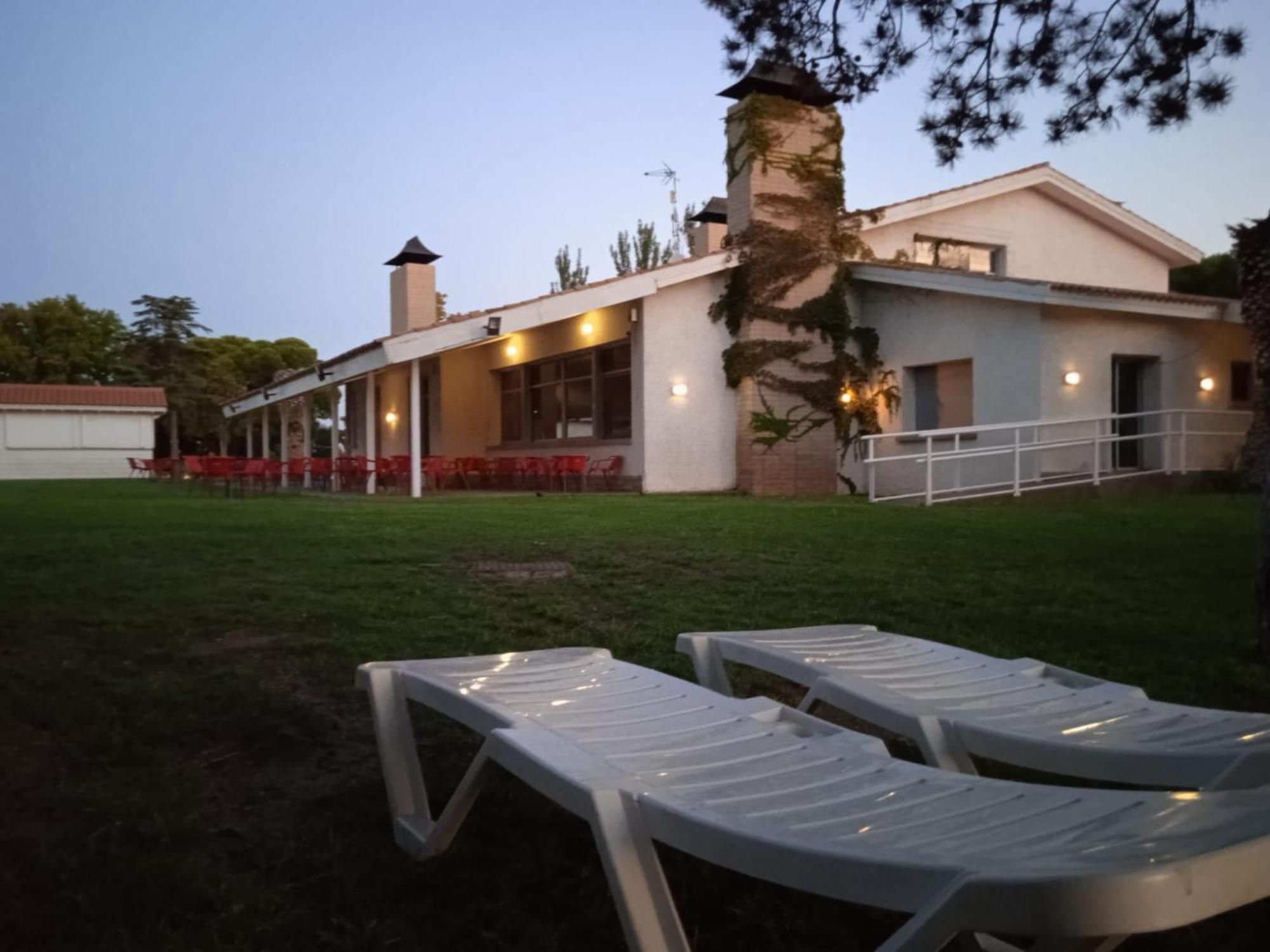 Albergue Zaragoza Camping エクステリア 写真